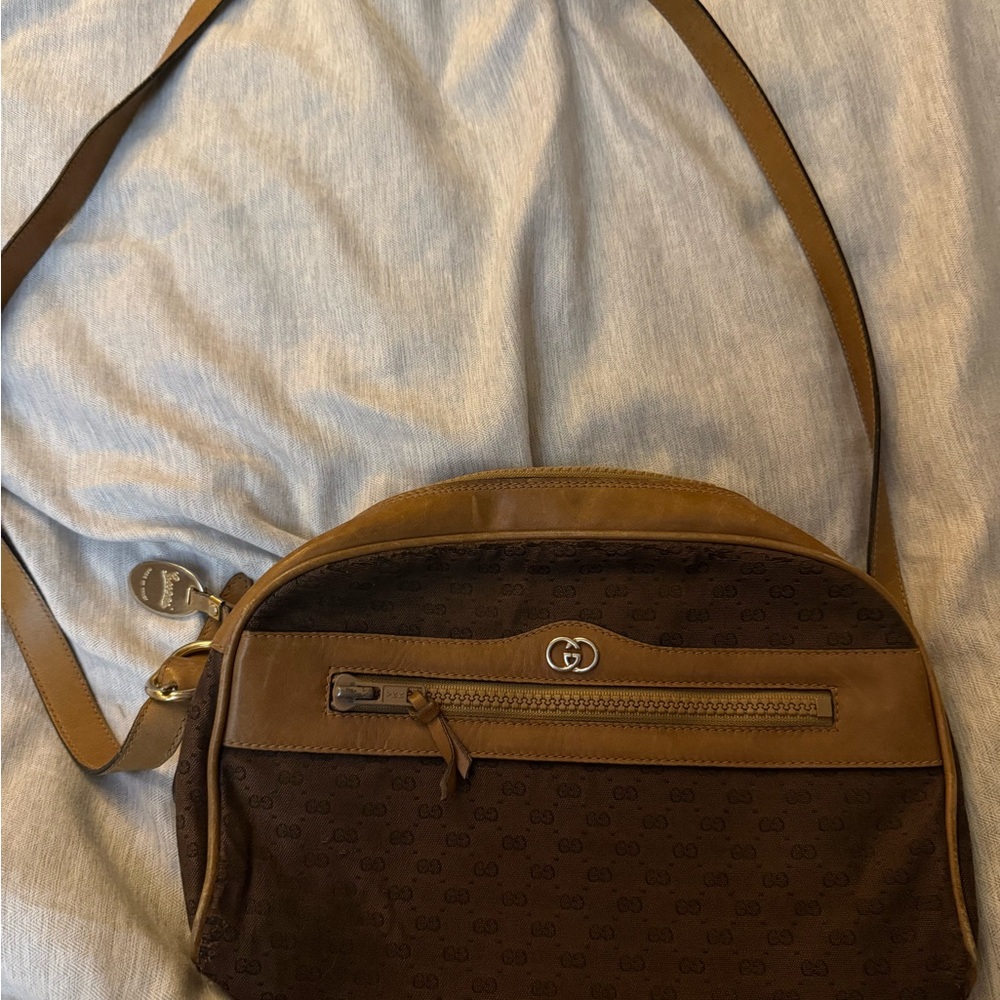 Possible Gucci Crossbody Bag